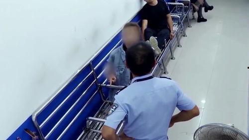 守护解放西女孩吃瓜,一场关于吃瓜的青春盛宴 第1张 守护解放西女孩吃瓜,一场关于吃瓜的青春盛宴 第1张
